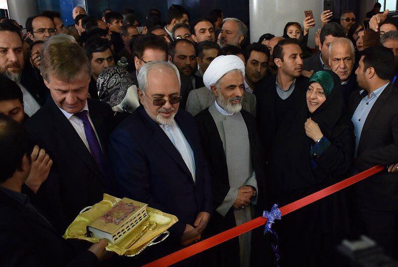 آغاز بکار شانزدهمین نمایشگاه بینالمللی محیط زیست با شعار « اقتصاد سبز، اقتصاد مقاومتی» آغاز بکار شانزدهمین نمایشگاه بینالمللی محیط زیست با شعار « اقتصاد سبز، اقتصاد مقاومتی»