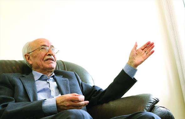 سهامداران خرد حامی می‌خواهند