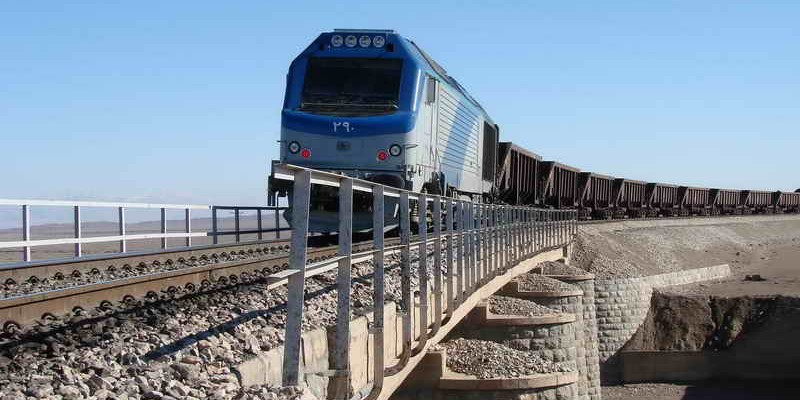 برنامه جهشی راه‌آهن برای حمل ۶۲ میلیون تن بار در سال ۹۶