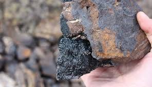 سنگ آهن کمی بالا رفت