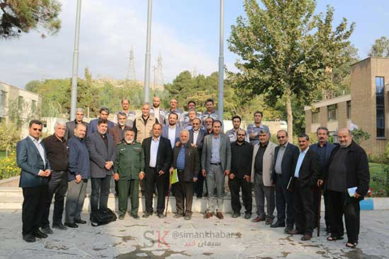 بازدید جمعی از سرداران و فرماندهان دوران دفاع مقدس از کارخانه سیمان شمال