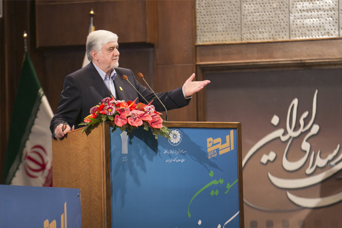 در اقتصاد مقاومتی، اقتصاد دانشبنیان و کارآفرینی نوبنیان مطرح است در اقتصاد مقاومتی، اقتصاد دانشبنیان و کارآفرینی نوبنیان مطرح است
