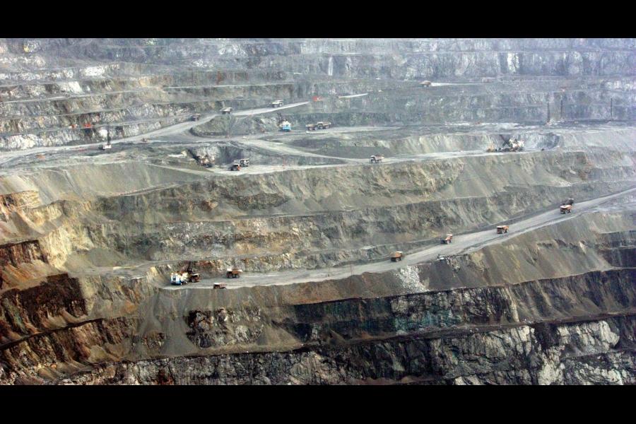 دولت اندونزی به دنبال مالکیت بیشتر در گراسبرگ دولت اندونزی به دنبال مالکیت بیشتر در گراسبرگ