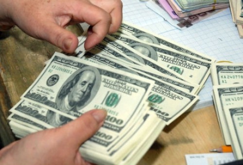 خودداری صرافی ها از خرید دلارهای بدون فاکتور خودداری صرافی ها از خرید دلارهای بدون فاکتور
