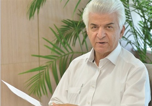 قیمتگذاری دستوری خودرو باید برداشته شود قیمتگذاری دستوری خودرو باید برداشته شود