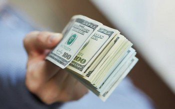 نطفه جهش قیمت دلار در ایران