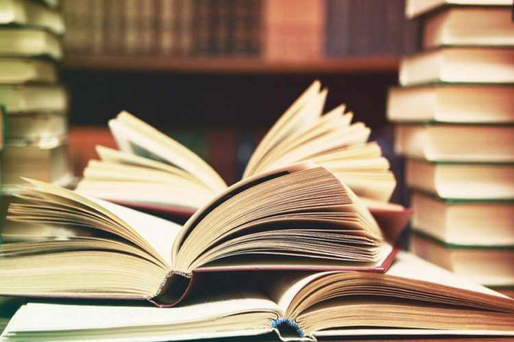 دوازدهمین نمایشگاه بزرگ کتاب مس در رفسنجان و سرچشمه افتتاح شد