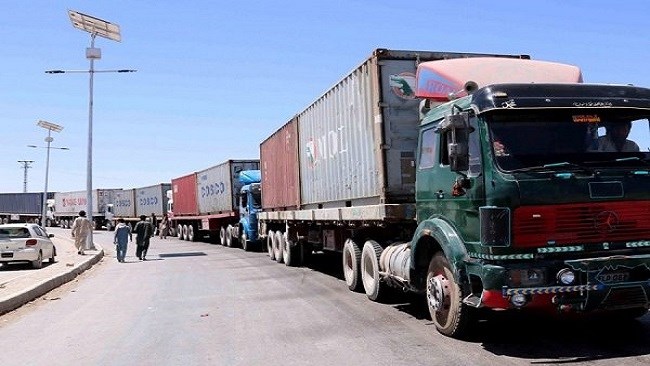 مرز «ابونصرفراهی» افغانستان به روی کالاهای ایرانی باز شد مرز «ابونصرفراهی» افغانستان به روی کالاهای ایرانی باز شد