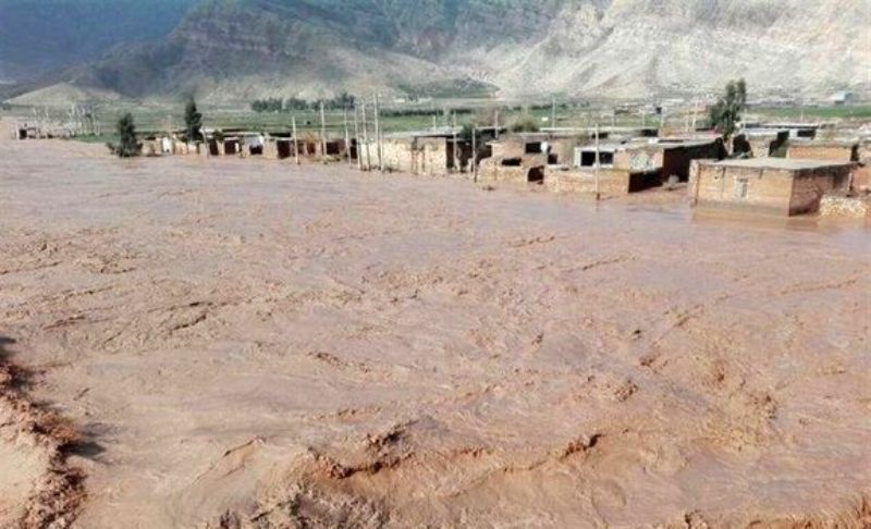 اجرای طرح جهادی درمانی شرکت مس در شهر سیل‌زده معمولان