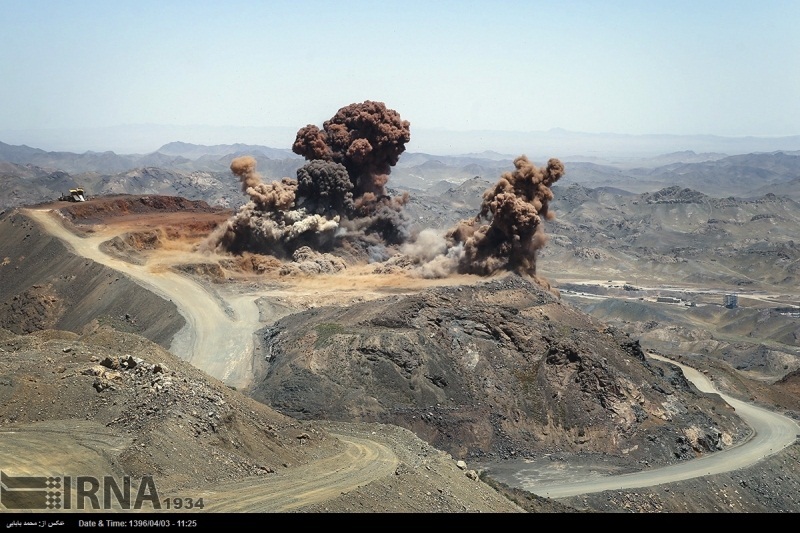 انتخاب 10 دانشگاه برتر برای پژوهش های معدنی انتخاب 10 دانشگاه برتر برای پژوهش های معدنی