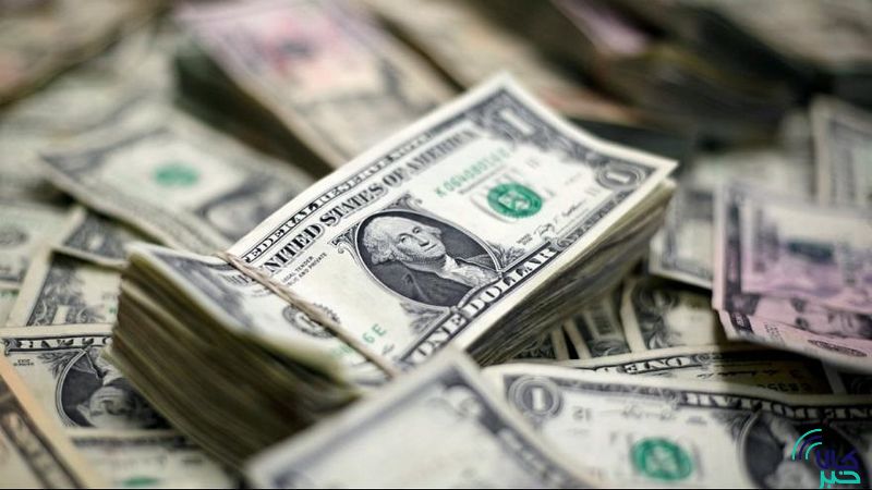 پیشتازی دلار در برابر یورو و پوند