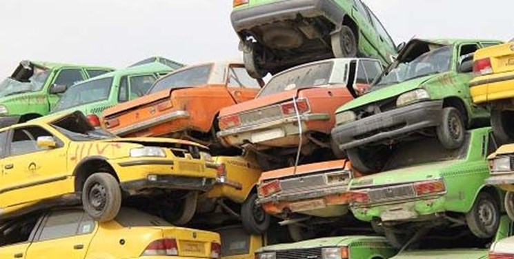 تلاش واردکنندگان خودرو برای کاهش قیمت گواهی اسقاط خودروهای فرسوده تلاش واردکنندگان خودرو برای کاهش قیمت گواهی اسقاط خودروهای فرسوده