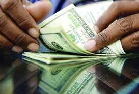 بهمن در بازار ارز؛ نرخ دلار چرا کاهش مییابد؟ بهمن در بازار ارز؛ نرخ دلار چرا کاهش مییابد؟