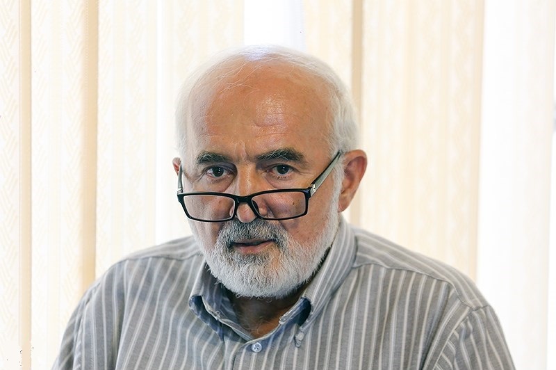 توکلی در نامه به جنتی: طرح "ساماندهی صنعت خودرو" در حمایت از عدهای رانتخوار فاسد است/در تأیید آن عجله نکنید توکلی در نامه به جنتی: طرح "ساماندهی صنعت خودرو" در حمایت از عدهای رانتخوار فاسد است/در تأیید آن عجله نکنید