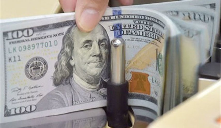 بانک مرکزی بدون از دست دادن ذخایر ارزی به کنترل نرخ ارز و ثبات بازار ارز دست یافته است