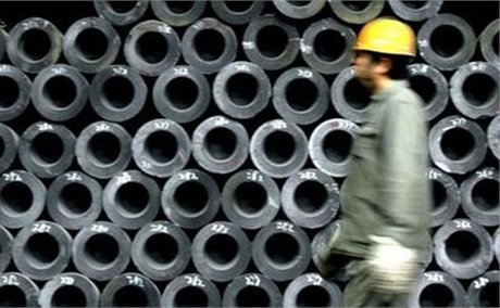 موقعیت کارخانجات فولاد و پتروشیمی‌ها بر روی دشت‌های کشور و وضعیت دشت های کشور از نظر ممنوعیت برداشت از آبخوان است
