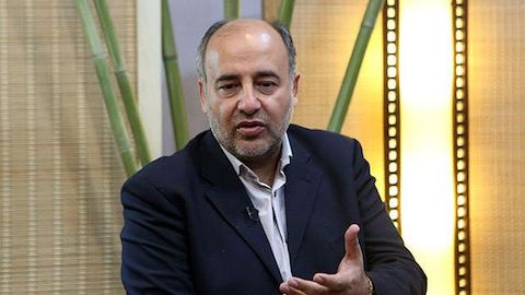 واریز کمک هزینه بنزین به حساب مردم در اثر فشار مجلس به دولت بود واریز کمک هزینه بنزین به حساب مردم در اثر فشار مجلس به دولت بود