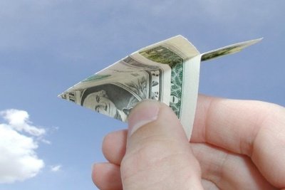 اولین قیمت دلار در هفته جاری / قیمت ارز در صرافی ملی ۹۸/۹/۱۶
