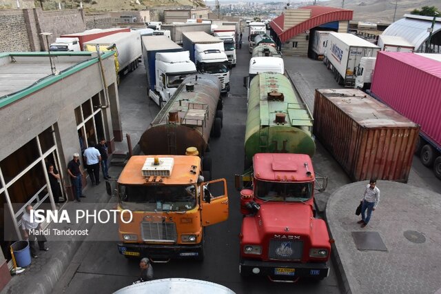 مرز مهران برای فعالیت تجاری باز است مرز مهران برای فعالیت تجاری باز است