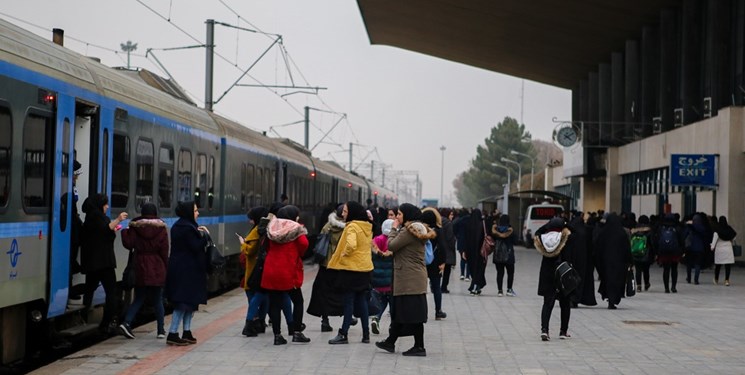ضدعفونی ۷ ایستگاه پیاده شو راه آهن کرمان ضدعفونی ۷ ایستگاه پیاده شو راه آهن کرمان