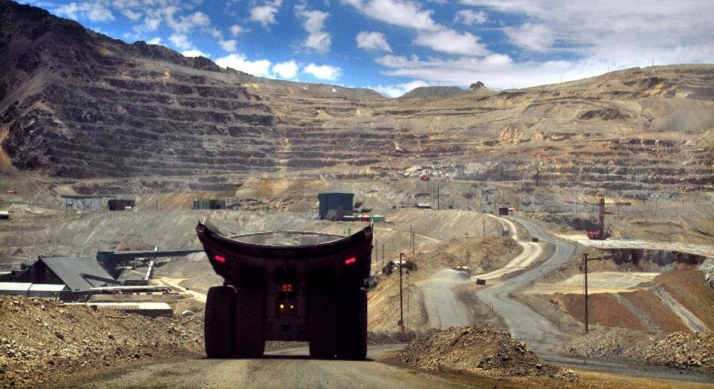 عدم تعطیلی معادن در شرایط شیوع ویروس کرونا