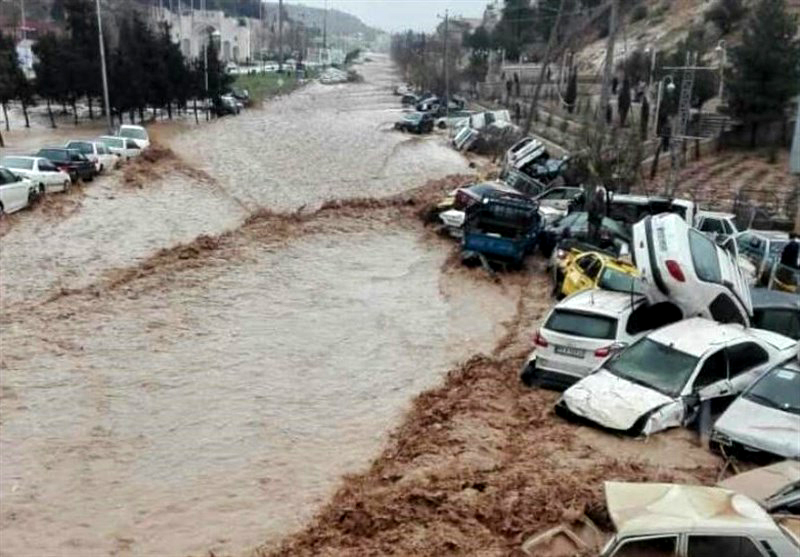 کمک های ارسالی مجتمع مس سرچشمه به سیل زدگان در قاب تصویر
