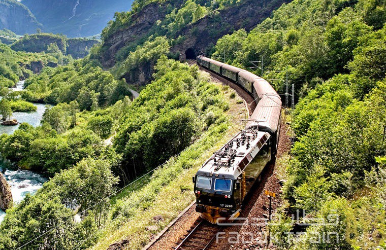 فاز دوم اتصال راه آهن آستارا به رشت کلنگ زنی می شود