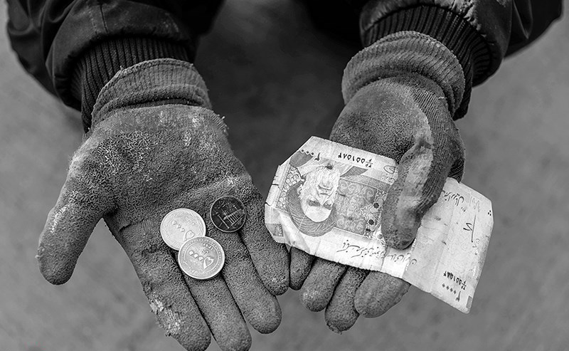 حمایت‌های دولتی از قشر ضعیف با فشار و پیگیری‌های مُجدانه مجلس حاصل می‌شود