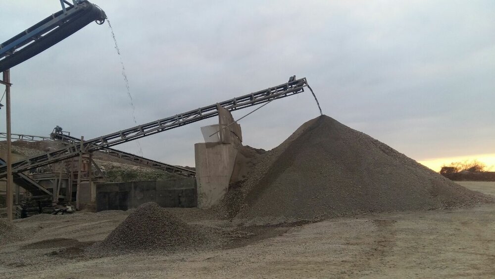 بازار سیاه شن و ماسه در مازندران/ هر تن ۱۰۰ هزار تومان ناقابل بازار سیاه شن و ماسه در مازندران/ هر تن ۱۰۰ هزار تومان ناقابل