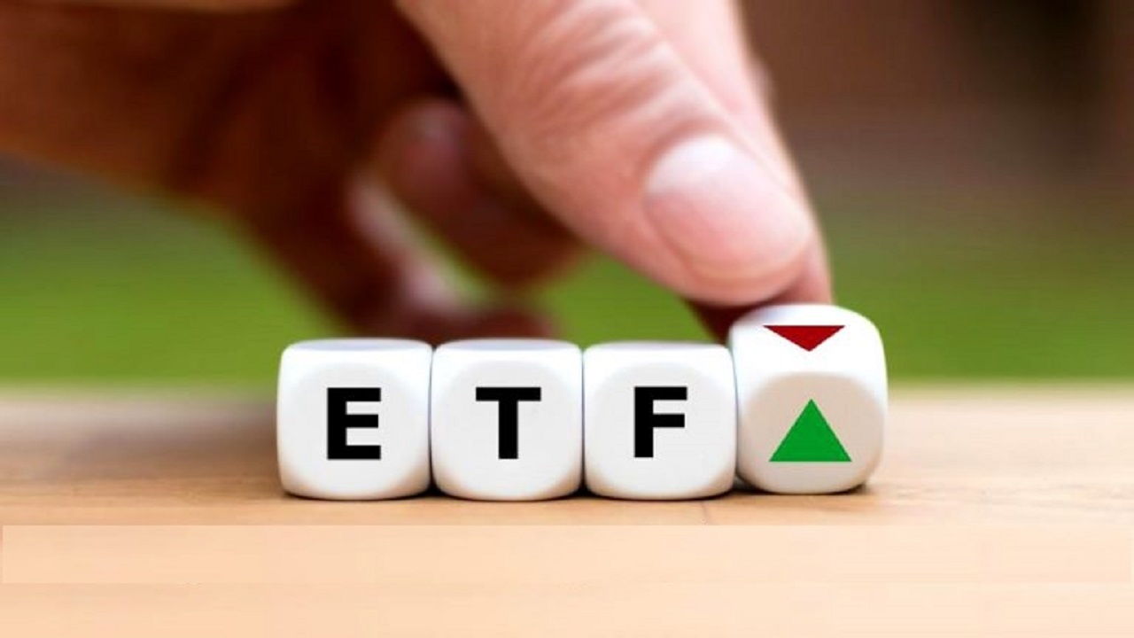 ارایه گزارشی از وضعیت بازار سرمایه به نمایندگان / عرضه یا کنسل شدن ETFنباید بر روی ارزش شرکت اثری بگذارد ارایه گزارشی از وضعیت بازار سرمایه به نمایندگان / عرضه یا کنسل شدن ETFنباید بر روی ارزش شرکت اثری بگذارد