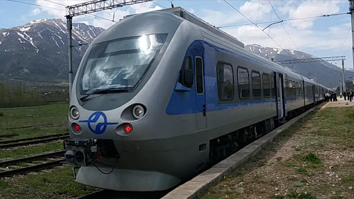 از آغاز عملیات بهسازی محور پیربازار به ضیابر تا شروع ریل گذاری راه آهن رشت -کاسپین- انزلی از آغاز عملیات بهسازی محور پیربازار به ضیابر تا شروع ریل گذاری راه آهن رشت -کاسپین- انزلی