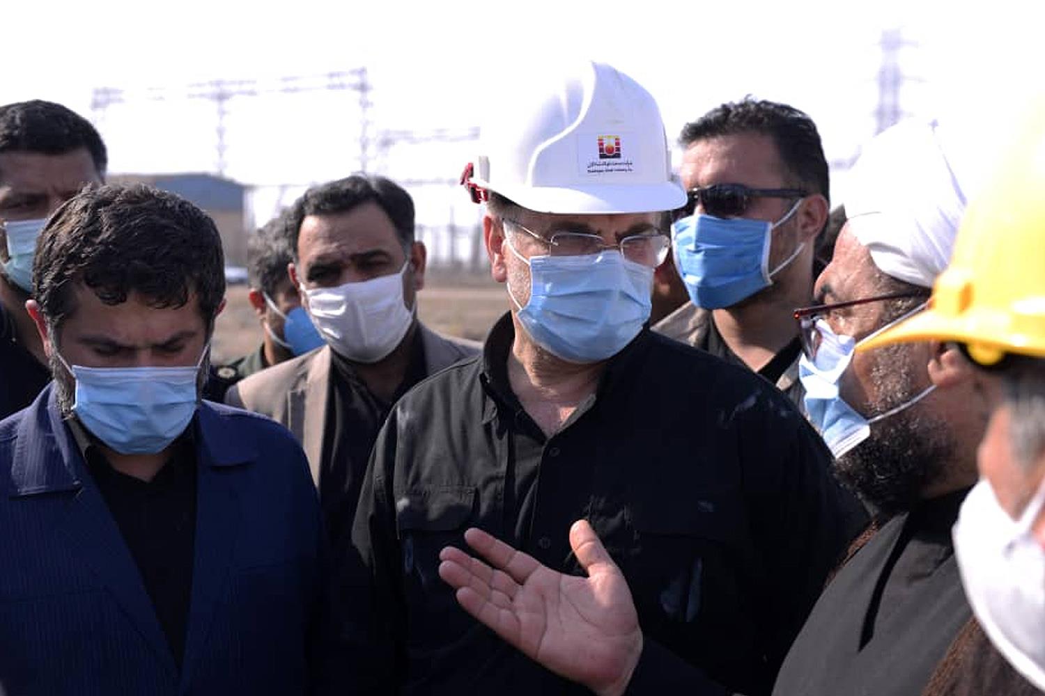 حضور دکتر قالیباف در جمع اهالی و ماهی‌فروشان روستای صراخیه شادگان و بازدید از شرکت فولاد خوزستان