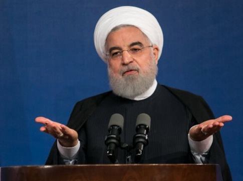 حفظ سلامت و جان مردم اولویت اول دولت است/ در وضعیت فعلی، دلیلی برای محدودیت در تامین کالاهای ضروری و دارو وجود ندارد/ دستگاه های ذیربط موظف و مکلف به تلاش مضاعف برای تسهیل دسترسی مردم به کالا و داروهای مورد نیاز هستند/ گذر از شرایط کنونی اقتصادی و کم کردن فشار بر اقشار کم برخوردار هدف اصلی دولت است حفظ سلامت و جان مردم اولویت اول دولت است/ در وضعیت فعلی، دلیلی برای محدودیت در تامین کالاهای ضروری و دارو وجود ندارد/ دستگاه های ذیربط موظف و مکلف به تلاش مضاعف برای تسهیل دسترسی مردم به کالا و داروهای مورد نیاز هستند/ گذر از شرایط کنونی اقتصادی و کم کردن فشار بر اقشار کم برخوردار هدف اصلی دولت است