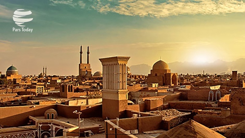 تجاوز به حریم نماد شهر جهانی یزد