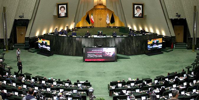 چرا میلیونها تن کالای اساسی مورد نیاز مردم زودتر از انتخابات آمریکا ترخیص نشد؟ چرا میلیونها تن کالای اساسی مورد نیاز مردم زودتر از انتخابات آمریکا ترخیص نشد؟