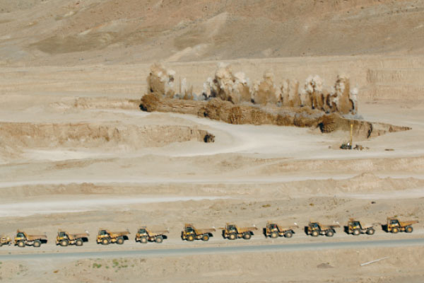 رنگینکمان معدن ایران کجاست؟ رنگینکمان معدن ایران کجاست؟