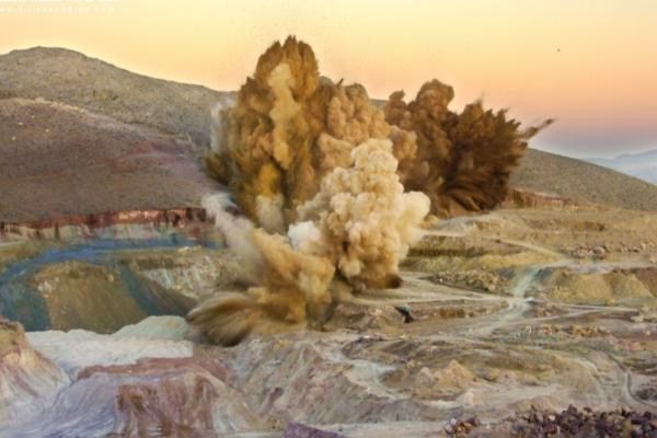 لزوم همکاری دستگاهها برای انتقال تامین ماسه ریختهگری فیروزکوه لزوم همکاری دستگاهها برای انتقال تامین ماسه ریختهگری فیروزکوه
