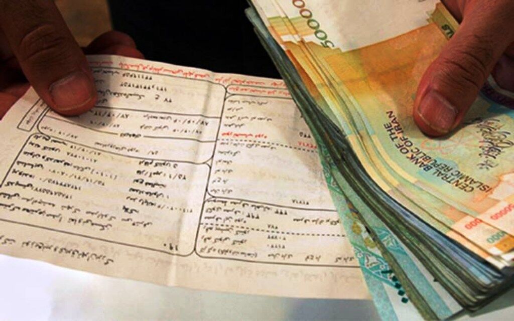 مدیرعامل توزیع برق یزد؛ یزدی ها 141 میلیارد تومان بدهی دارند مدیرعامل توزیع برق یزد؛ یزدی ها 141 میلیارد تومان بدهی دارند