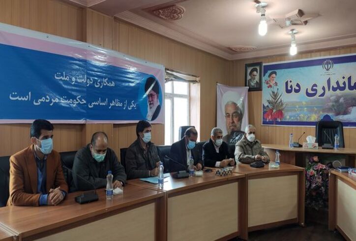 نشست جمع بندی سفر نائب رئیس مجلس به شهر سی‌سخت/ پیگیری مشکل سیمان مارگون و تامین سیمان منازل مسکونی آسیب دیده در زلزله شهرستان دنا/ سفر نیکزاد متفاوت‌تر از گذشتگان بود