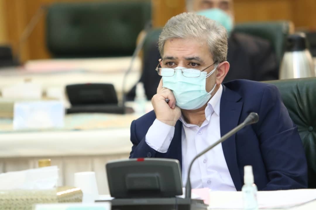 قدردانی از مدیرعامل بانک ملی ایران در حضور معاون اول رئیس جمهور قدردانی از مدیرعامل بانک ملی ایران در حضور معاون اول رئیس جمهور