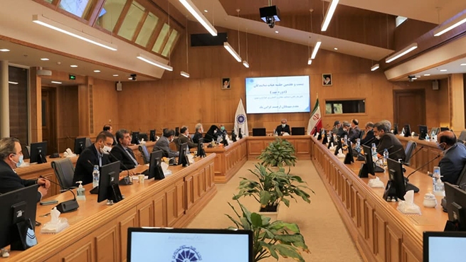 هدررفت منابع، نتیجه غلبه اندیشههای توزیعی بر رویکردهای تولیدی است هدررفت منابع، نتیجه غلبه اندیشههای توزیعی بر رویکردهای تولیدی است