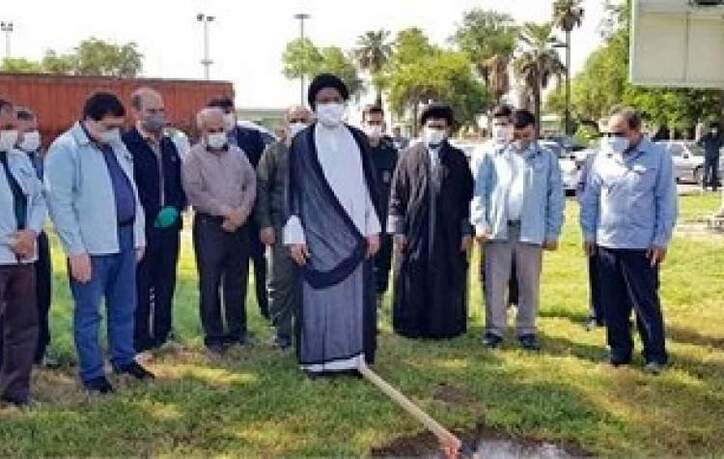 کلنگ احداث یادمان شهدای گمنام شرکت فولاد خوزستان به زمین زده شد