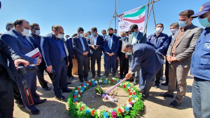کلنگ کارخانه کنسانتره ۲ میلیون تنی در بافق به زمین خورد