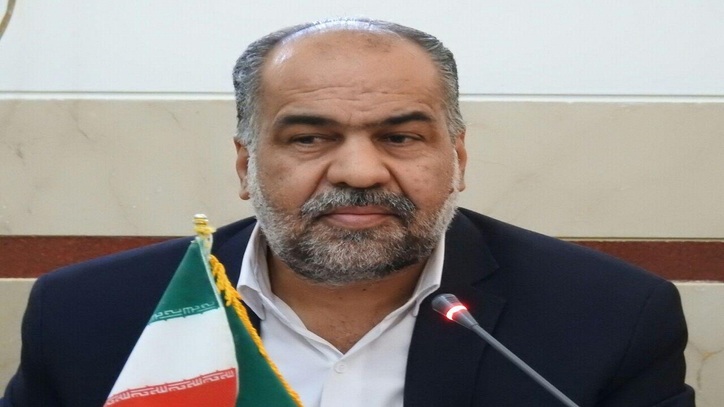 تامین خوراک کارخانه‌های بومی در اولویت باشد