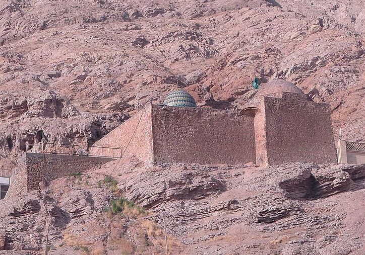 کوه بی‌بی شهربانو شهرری رو به نابودی است