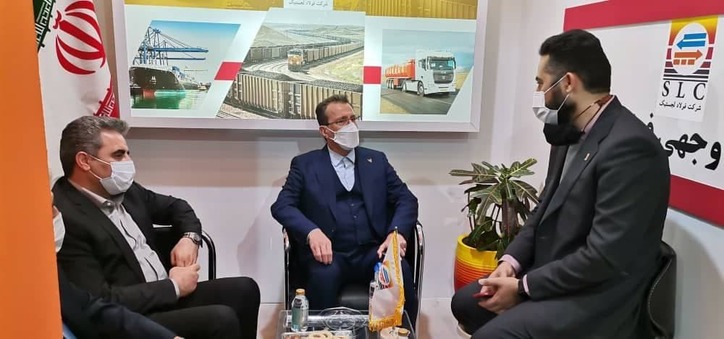 بازدید معاون وزیر راه و مدیرعامل راه آهن از غرفه فولاد لجستیک