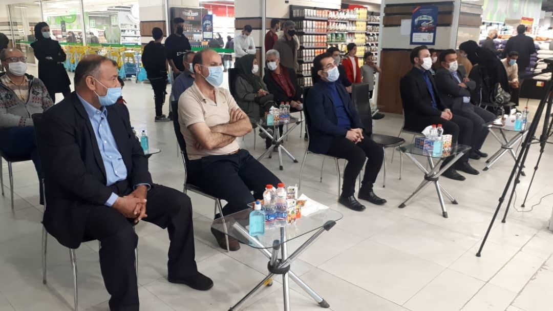 اعلام برنده چهارمین مرحله قرعه کشی هفتگی جشنواره «رفاه ملی» بانک ملی ایران اعلام برنده چهارمین مرحله قرعه کشی هفتگی جشنواره «رفاه ملی» بانک ملی ایران