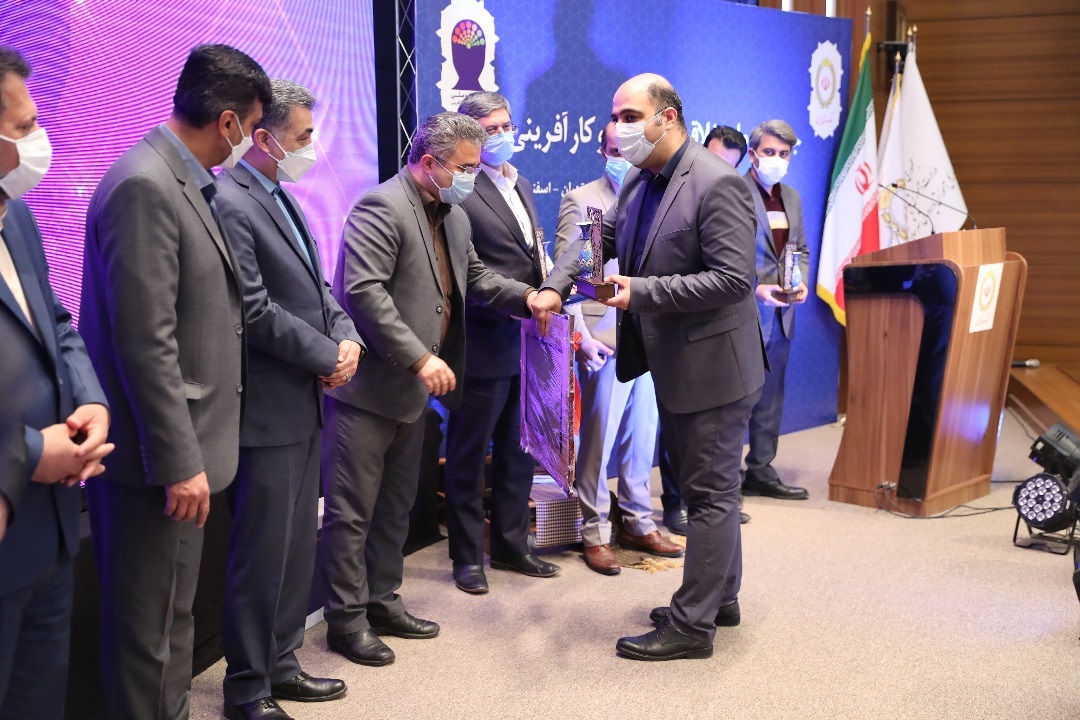 خط پایان نخستین جشنواره ملی خلاقیت، نوآوری و کارآفرینی با معرفی برگزیده گان خط پایان نخستین جشنواره ملی خلاقیت، نوآوری و کارآفرینی با معرفی برگزیده گان