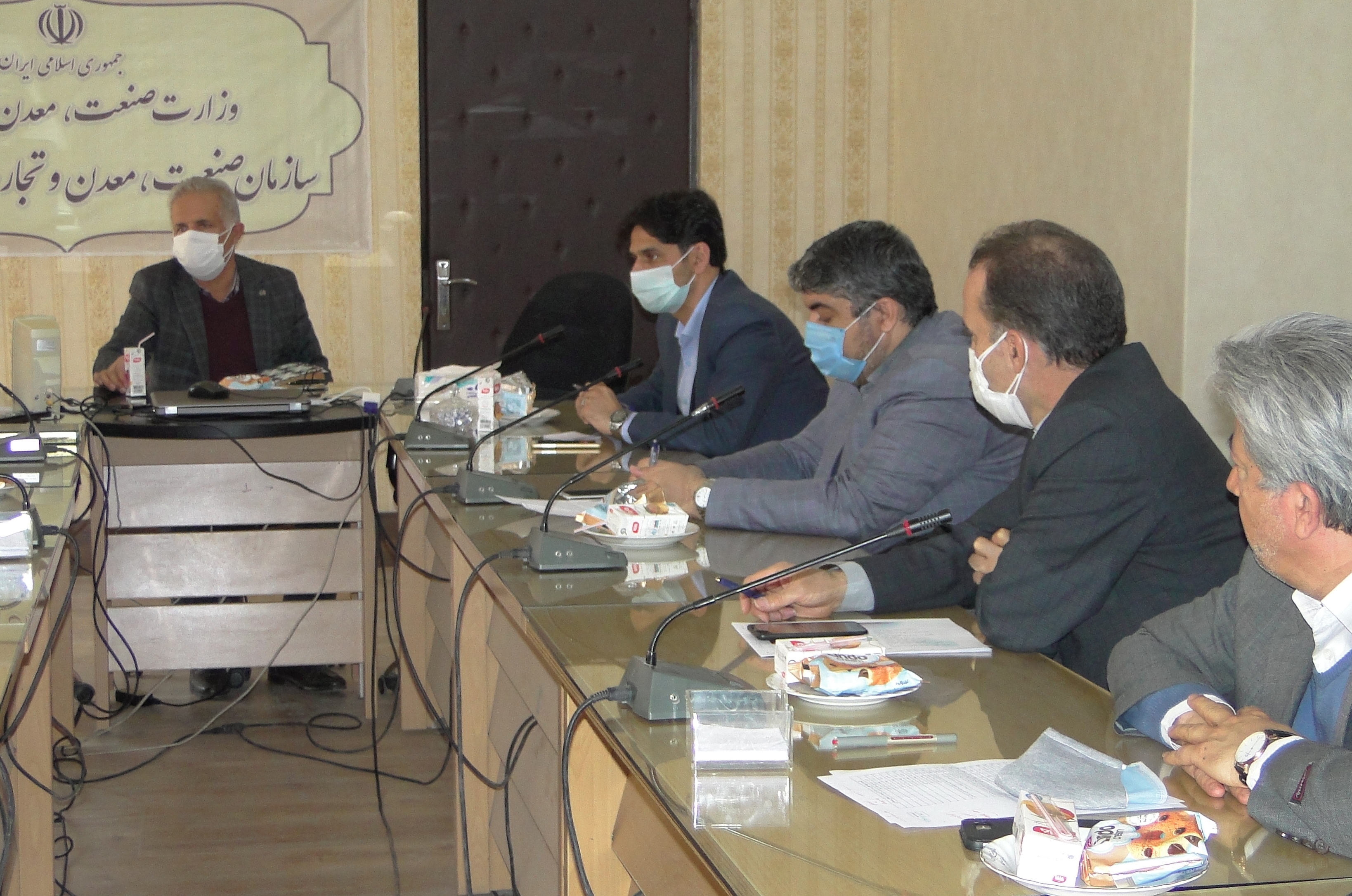 بررسی عملکرد مرکز زمین&zwnj;شناسی سمنان در سال ۹۹ و برنامه&zwnj;های پیش&zwnj;روی سال ۱۴۰۰