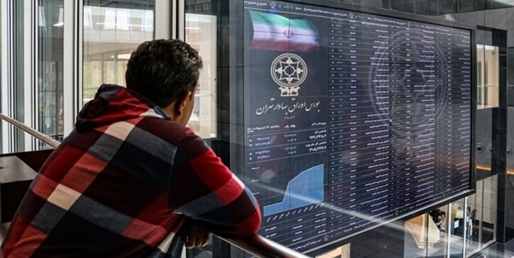 تصویب افزایش سرمایه چند هزار میلیاردی «فولاد» / «شپلی» پر نوسان‌ترین نماد سال